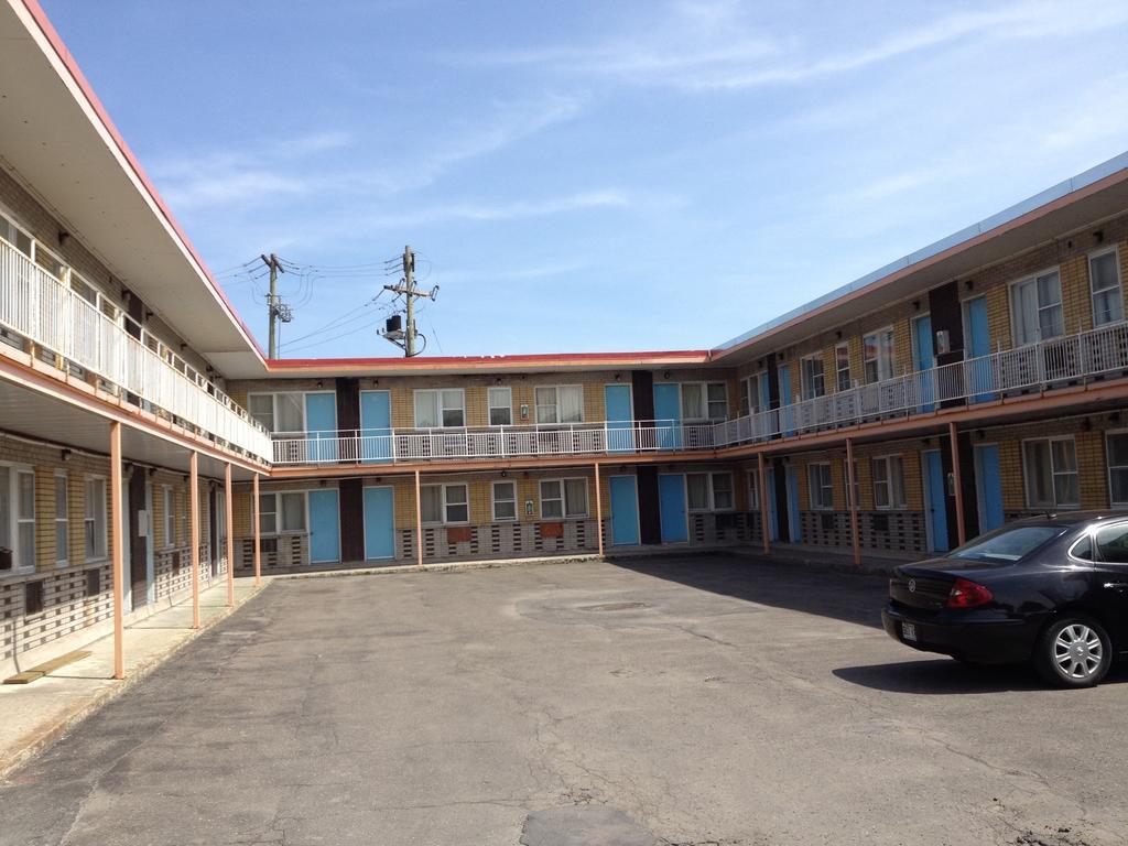 Motel Saint-Jacques Montreal Exterior photo